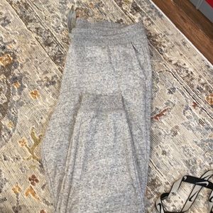 grey sweatpants